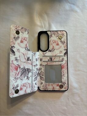 Floral Wallet Phone Case with Card Slots - Pink Floral